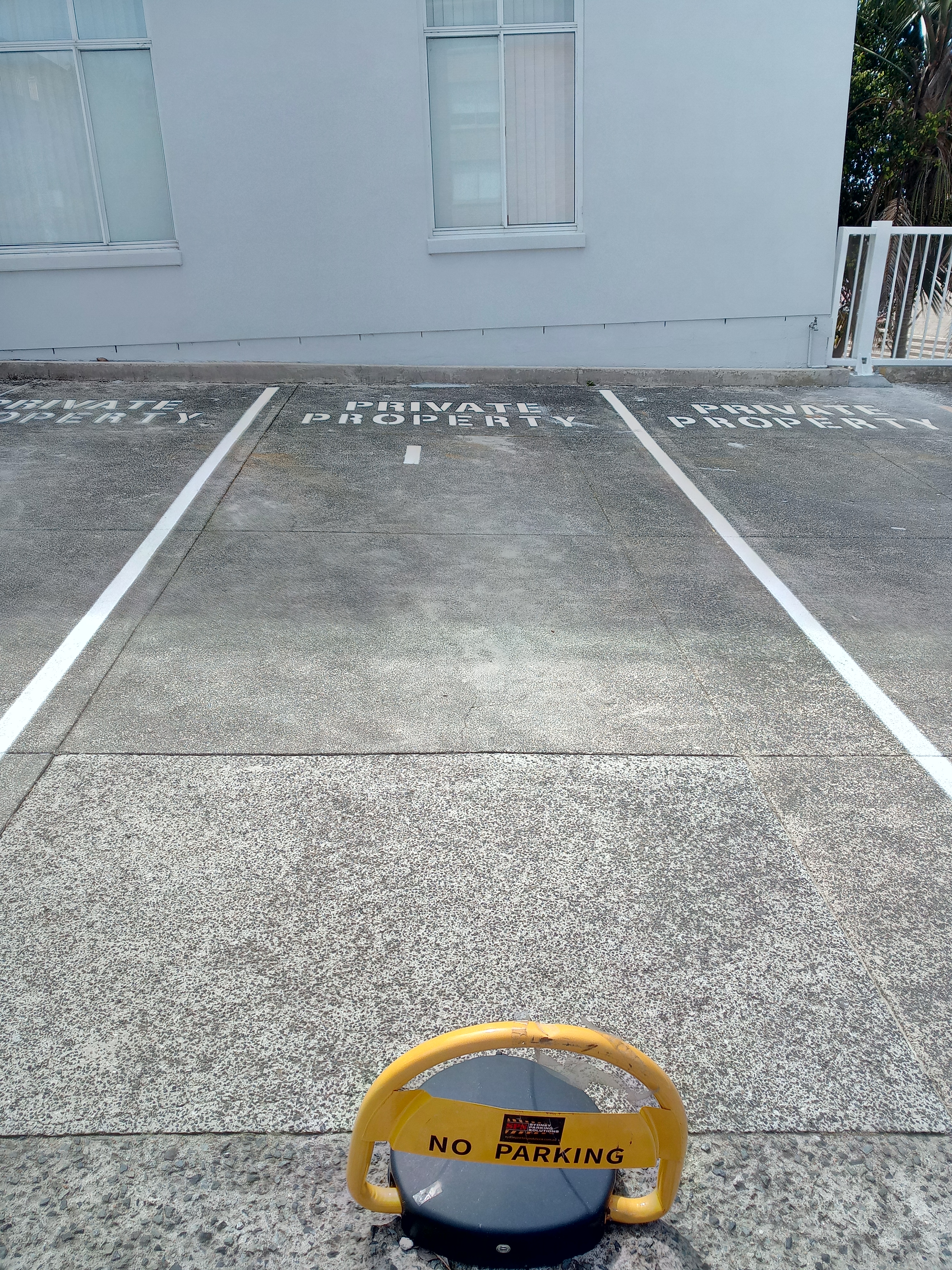 Off Street Parking Bondi Rd 2 Minutes From Bondi Tamarama Beach Kerb Off Street Parking Bondi Rd 2 Minutes From Bondi Tamarama Beach Kerb